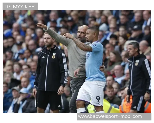 斯波称赞哈克斯本赛季表现稳定期待他展现神奇能力助球队逆转局势