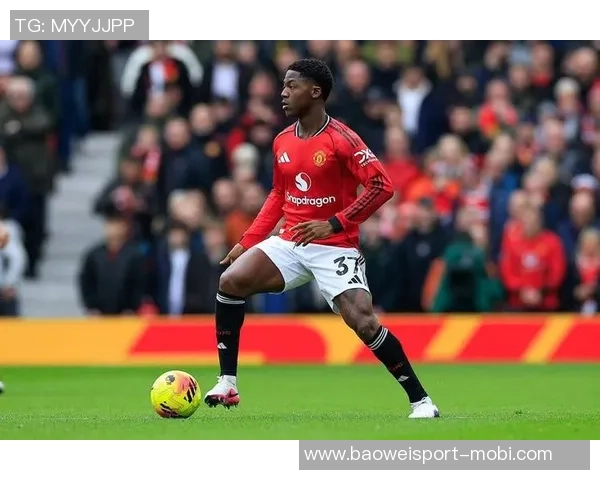 姆伯莫三球一助攻助曼联连胜官方宣布其为十月最佳球员